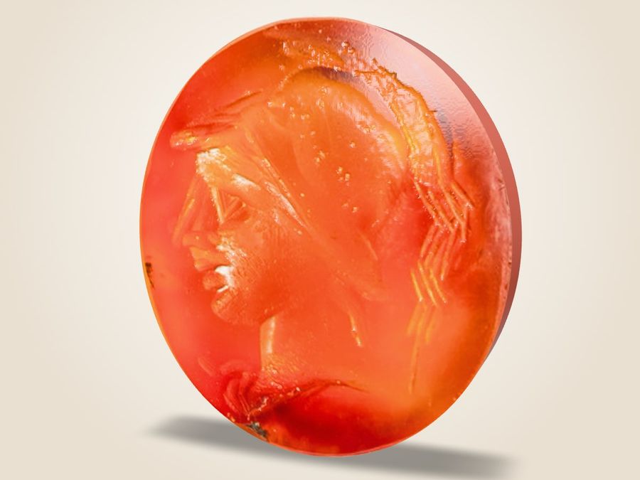 Engraved gem with the head of Athena
