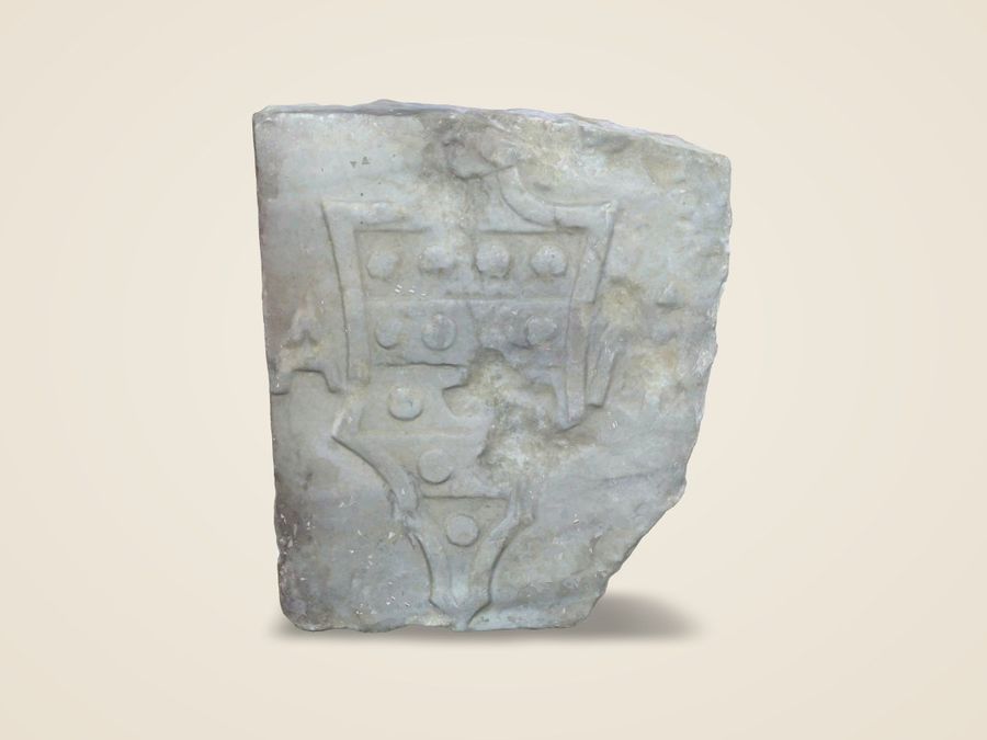 Kameni grb porodice Michieli
