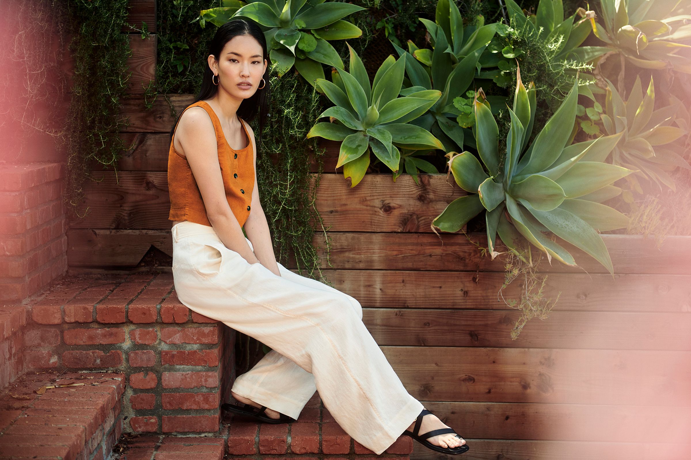 Live in Linen