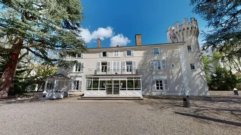 Preview of the virtual tour: Château de Montchat