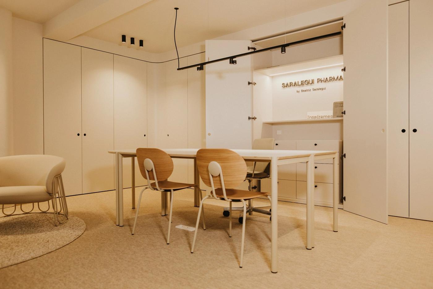 Interiorismo del hub de Saralegui Pharma diseñado por BeNorth.Studio