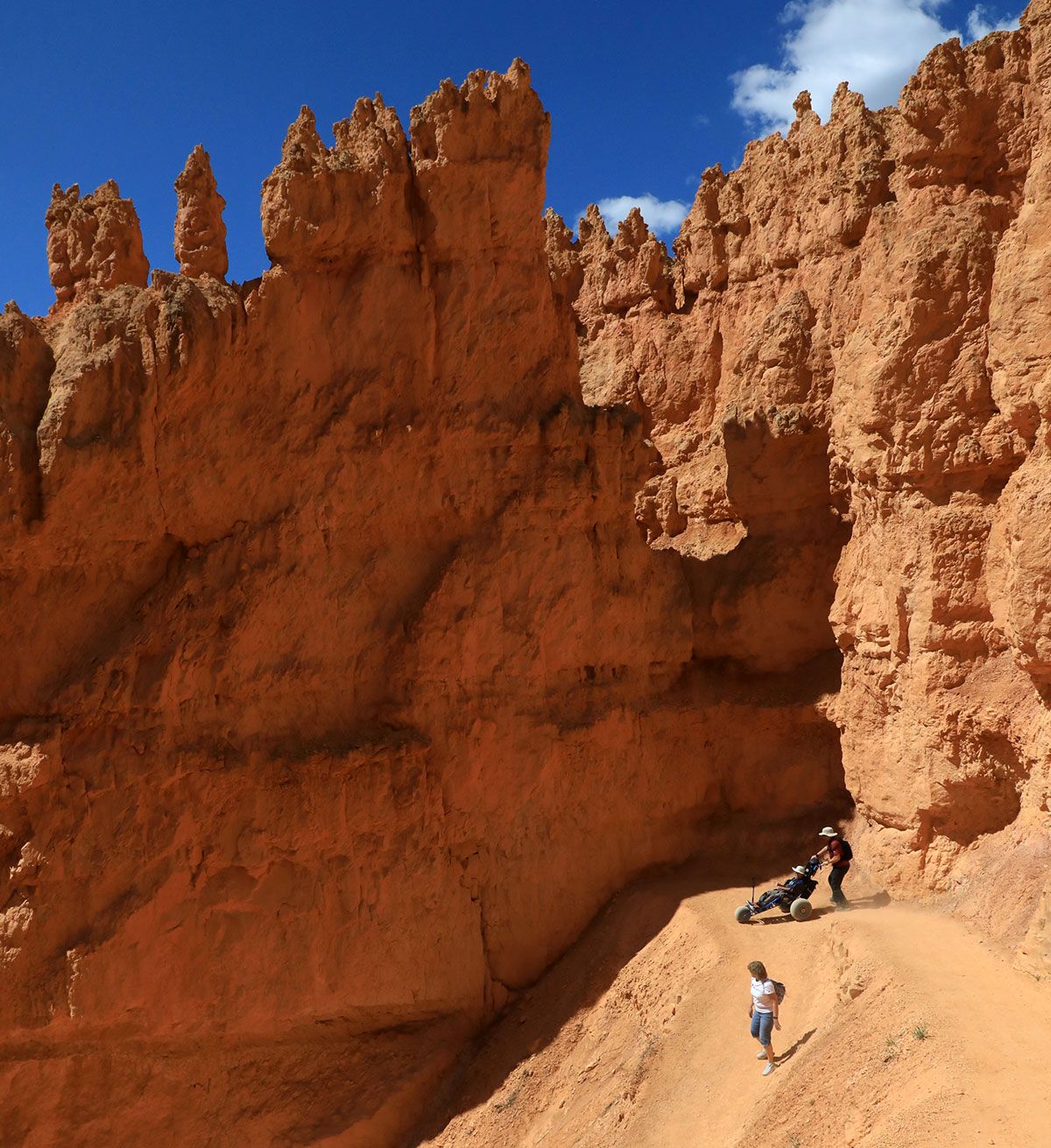 Extreme Motus all terrain wheelchair in Bryce Canyon National Park, Utah