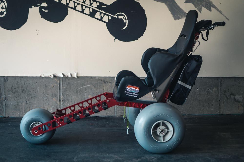 Unboxing the Emma X3 All Terrain Wheelchair Extreme Motus