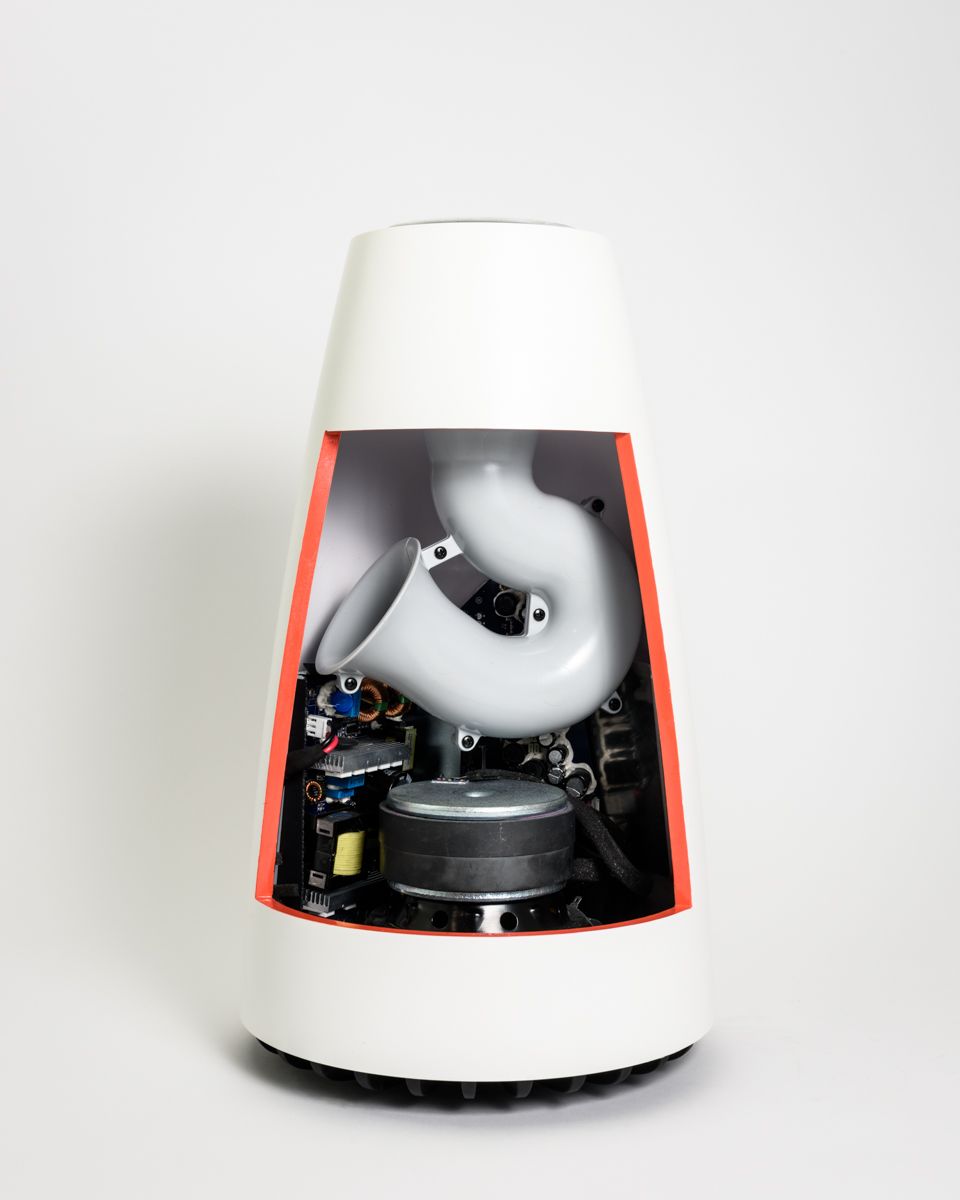 The Art of Impossible:The Bang&Olufsen… Bang & Olufsen – The Art of Impossible