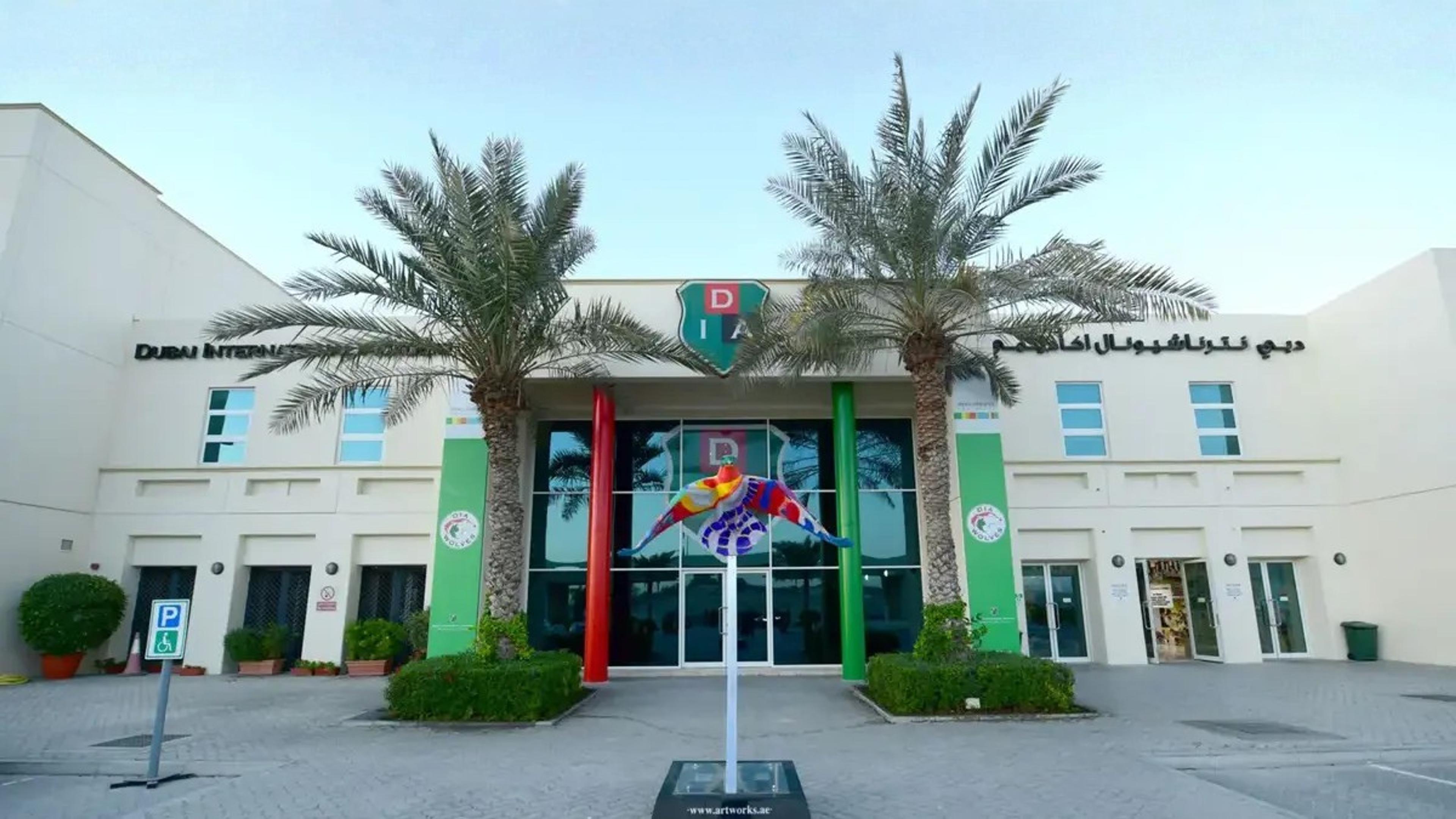 Dubai International Academy Emirates Hills campus in Emirates Hills - IB Review