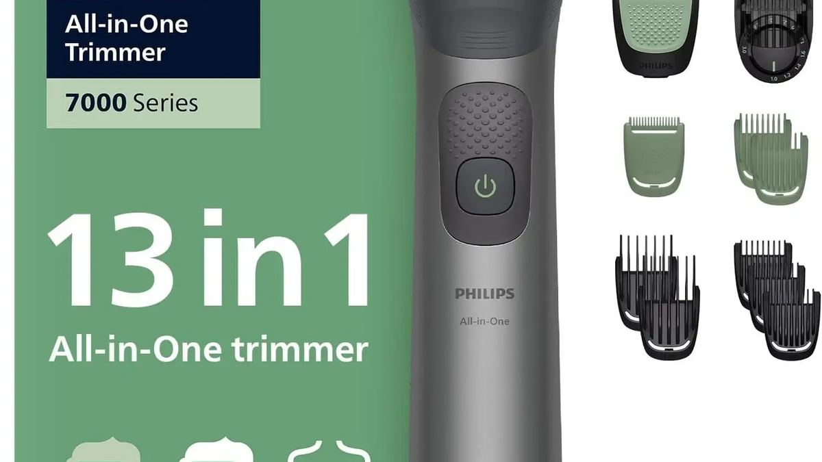 Philips MG7922/15 cordless rechargeable trimmer with grooming attachments and USB charging cable