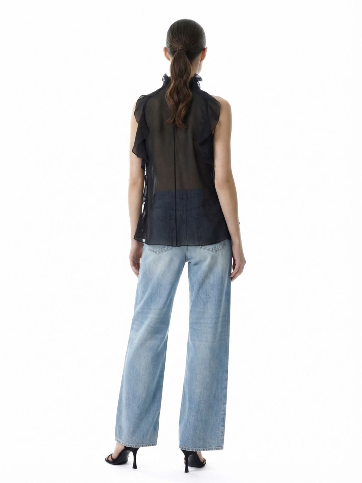 VIRTUAL TRY ON SHOOTING ON MODEL