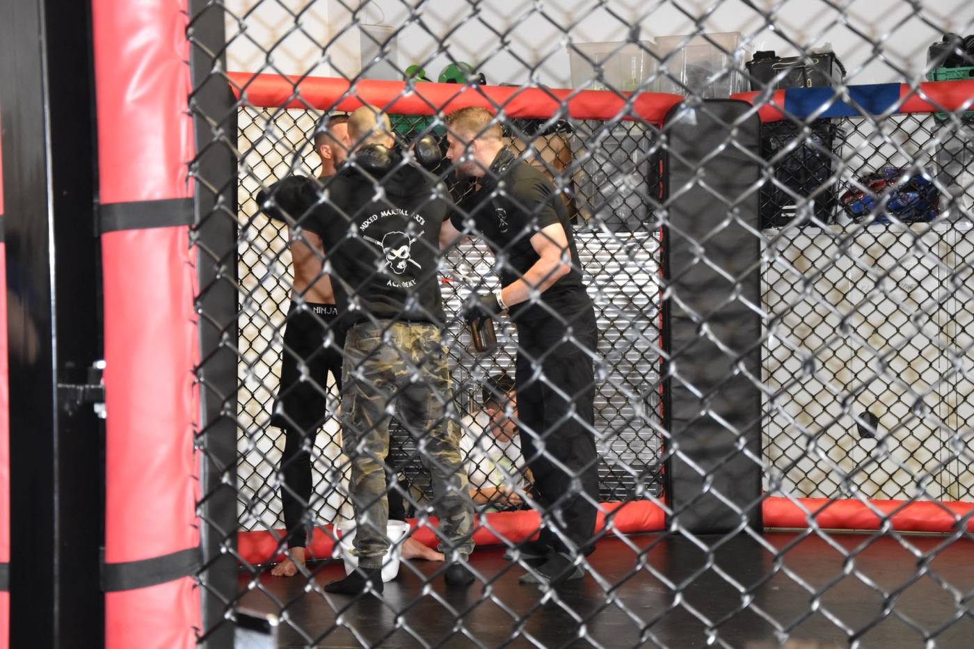 Betreuung an einem MMA Kampf 