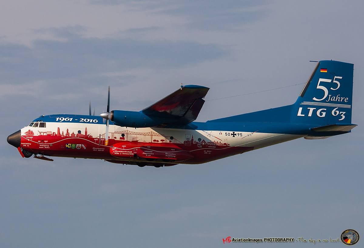 Transall C-160 des Lufttransportgeschwaders 63 auf dem Vorfeld in Hohn