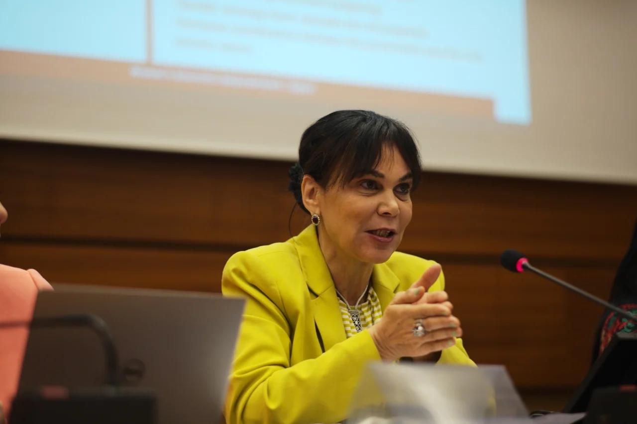 Portrait of Azza Kamel