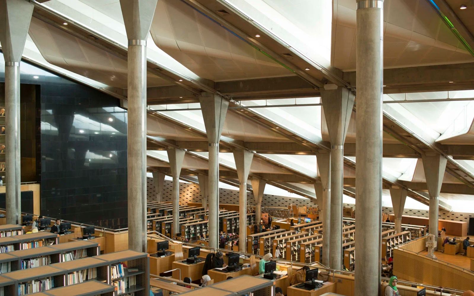 Reading hall