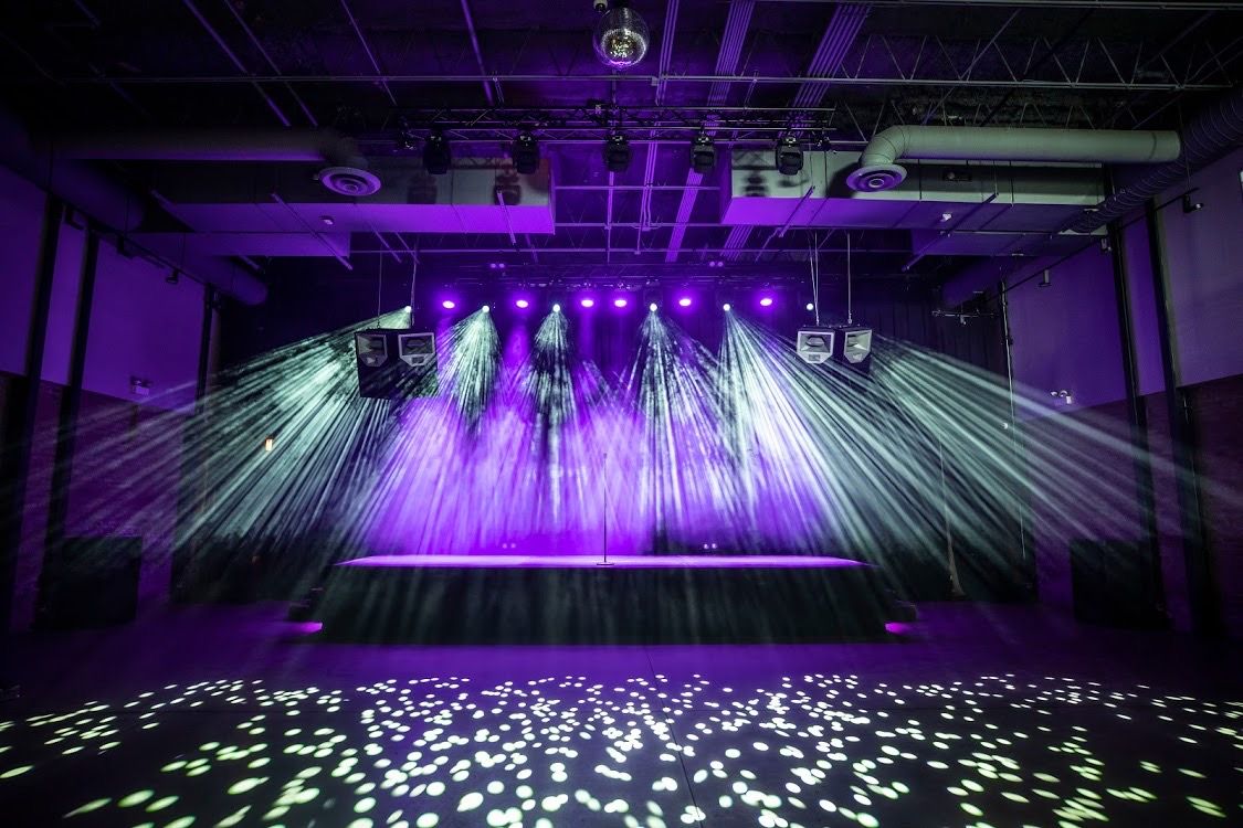 Chop Shop Chicago empty venue with stage lights