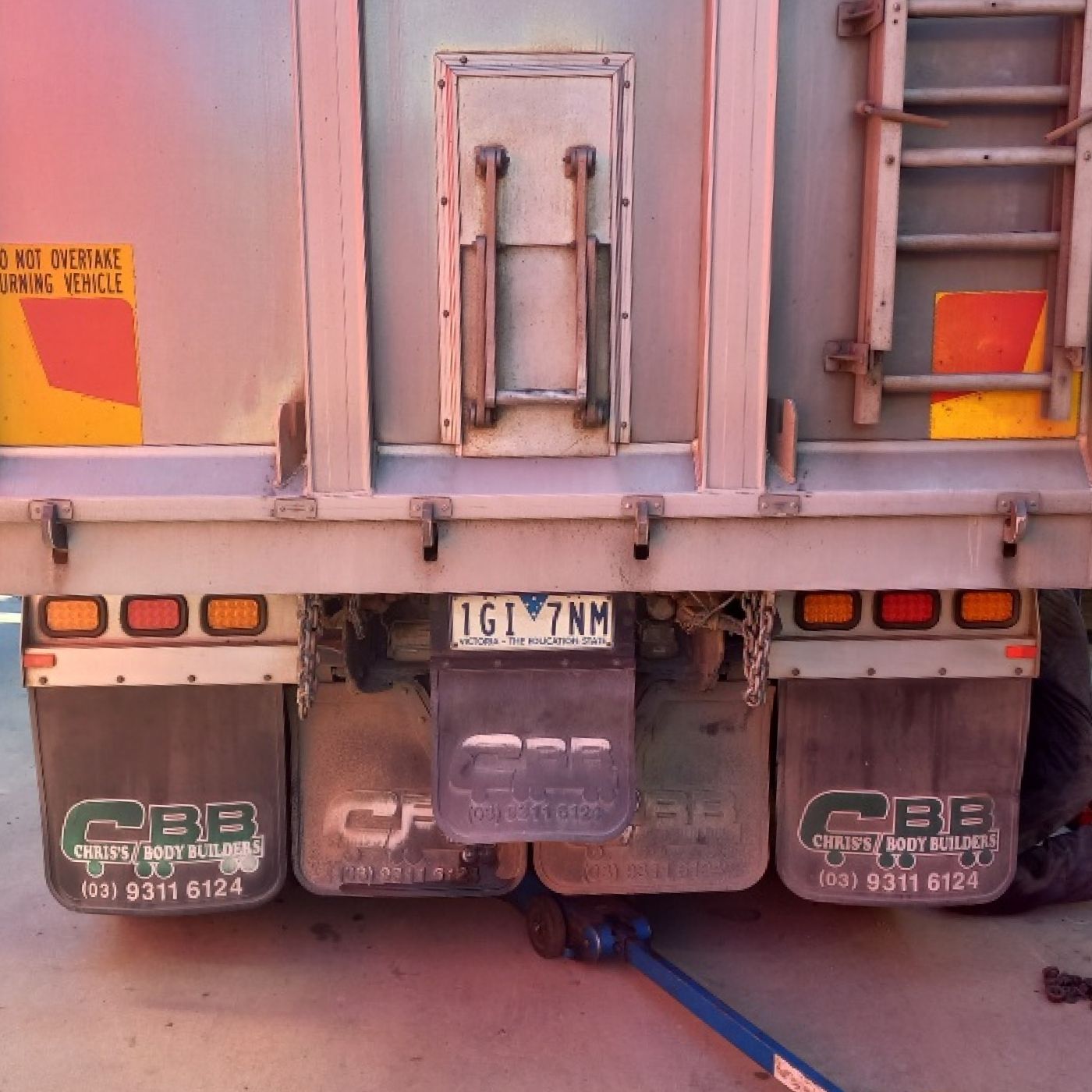 Truck and Road Signs - Tailgate 3
