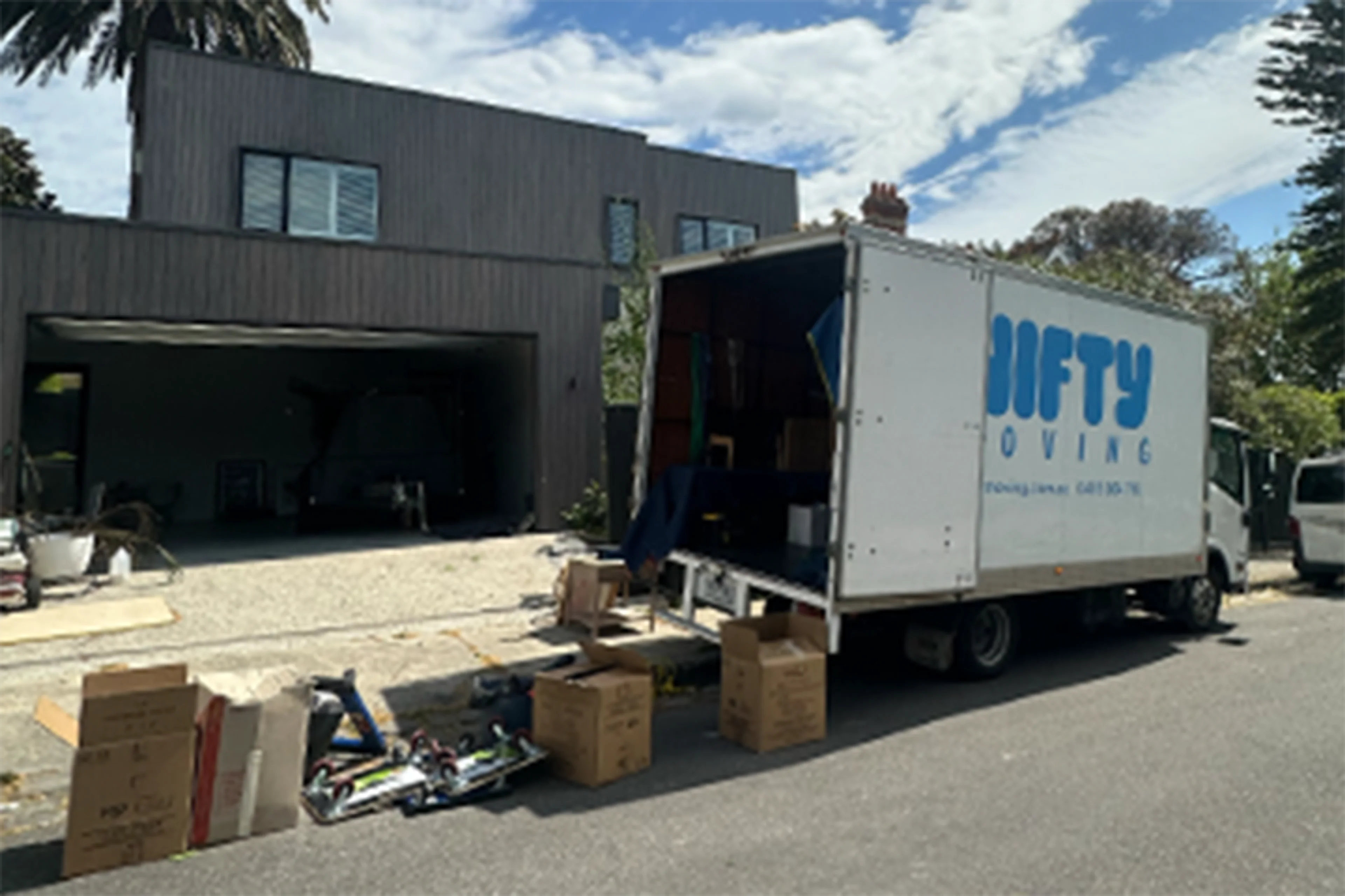 Nifty Moving - Moving House in Melbourne