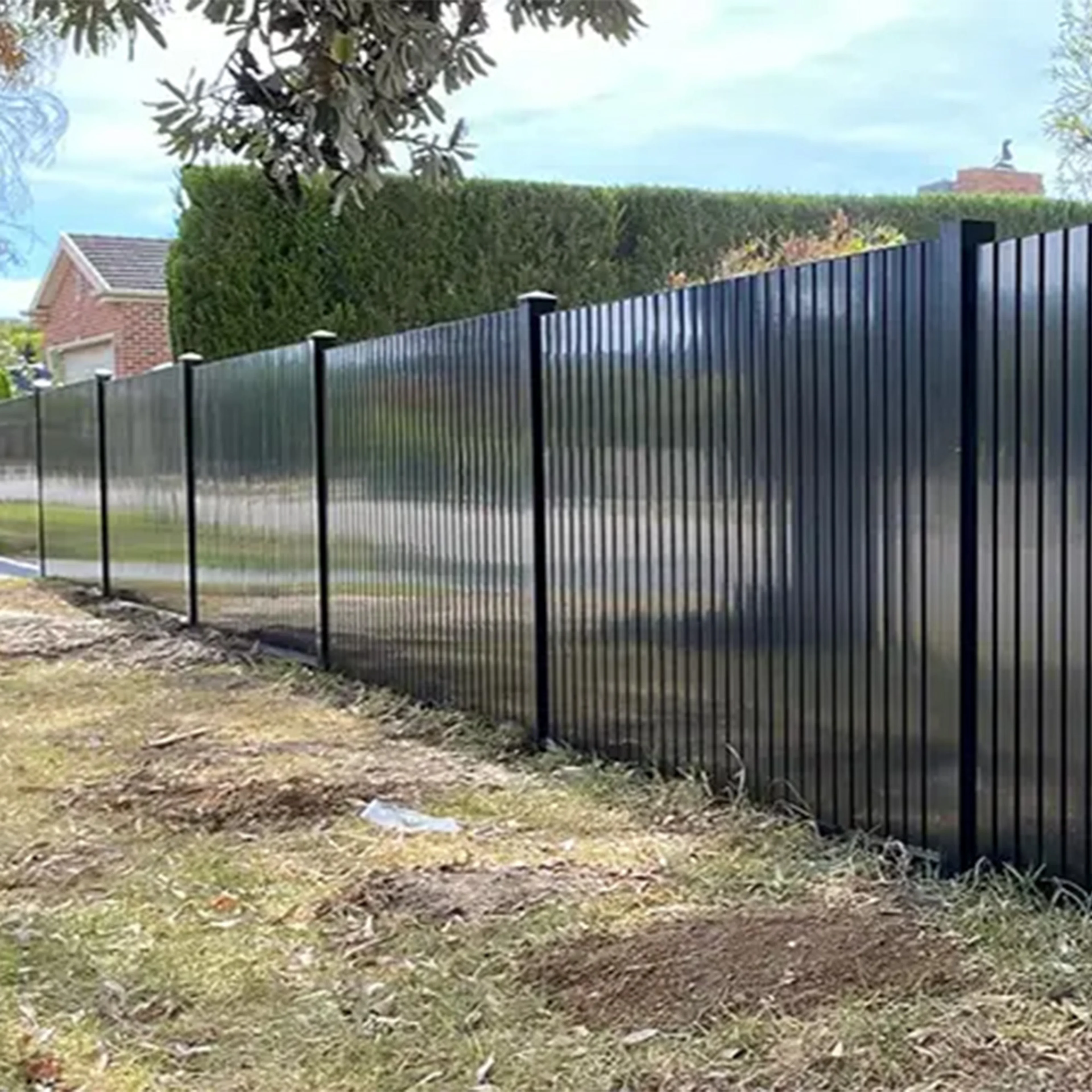 Metal & Aluminium Fencing