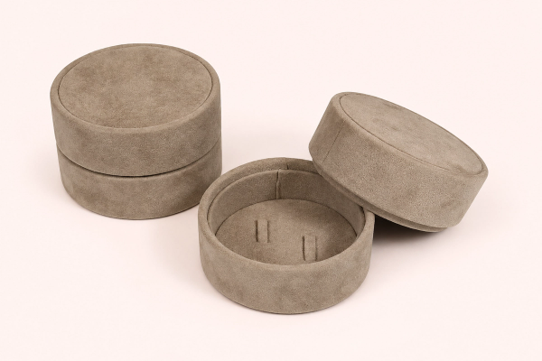 Ring case