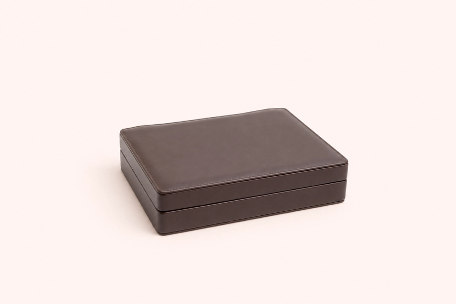 Box with bracelet pads — foto 2