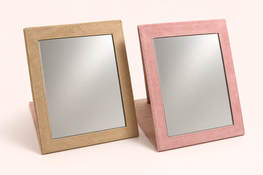 Mirrors — foto 1