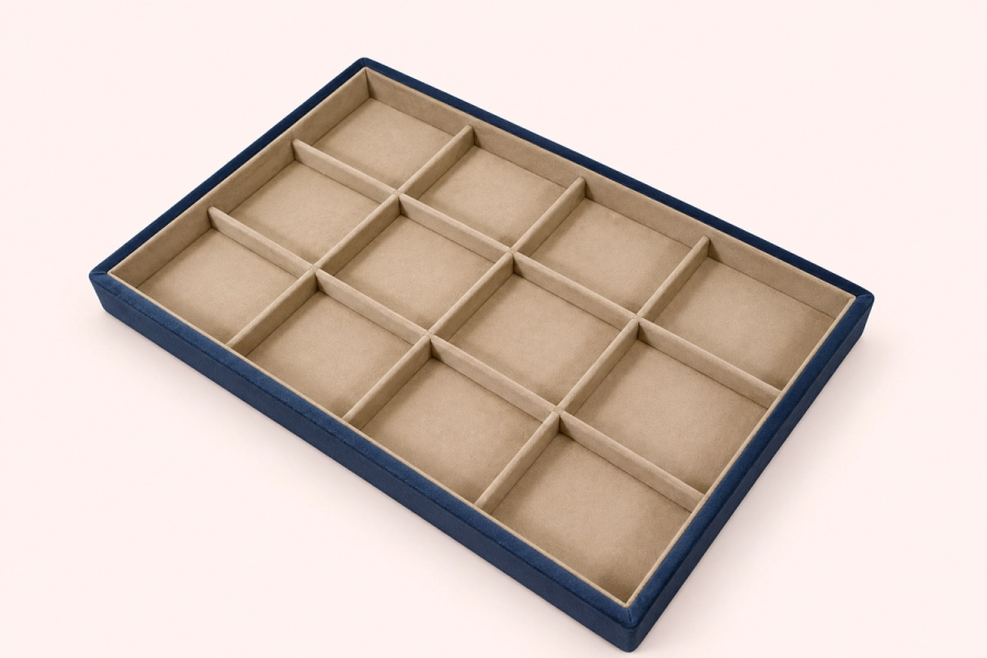 Tray with 12 compartments