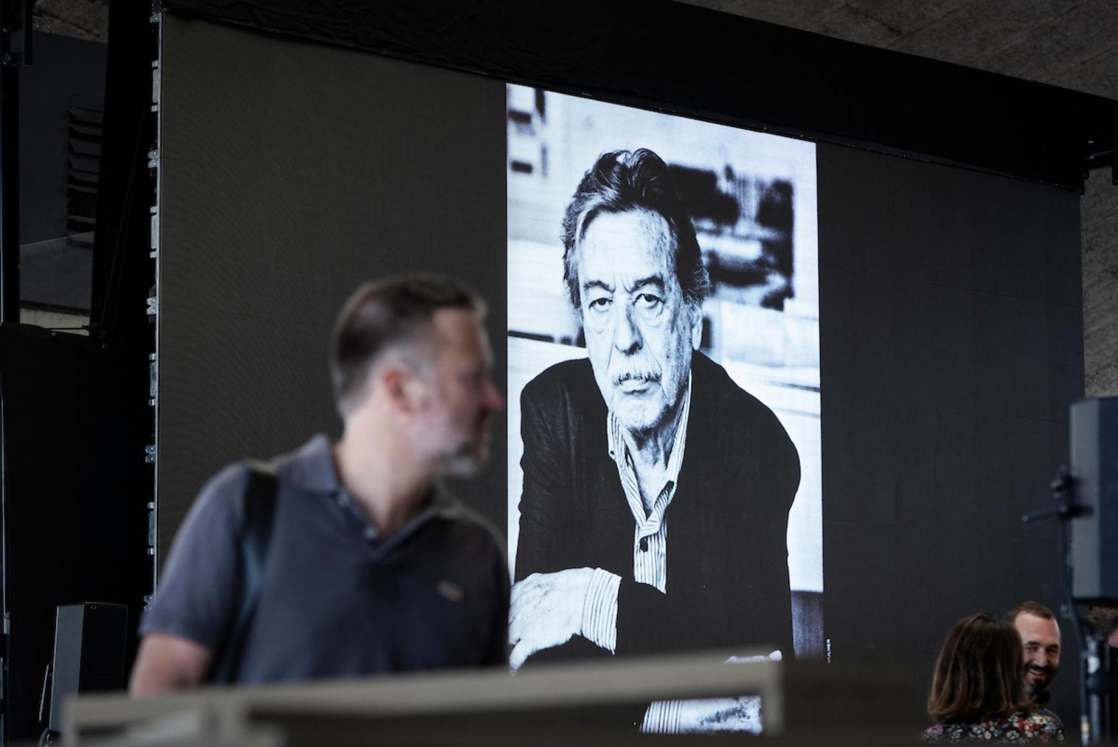 © Fred Merz | lundi13