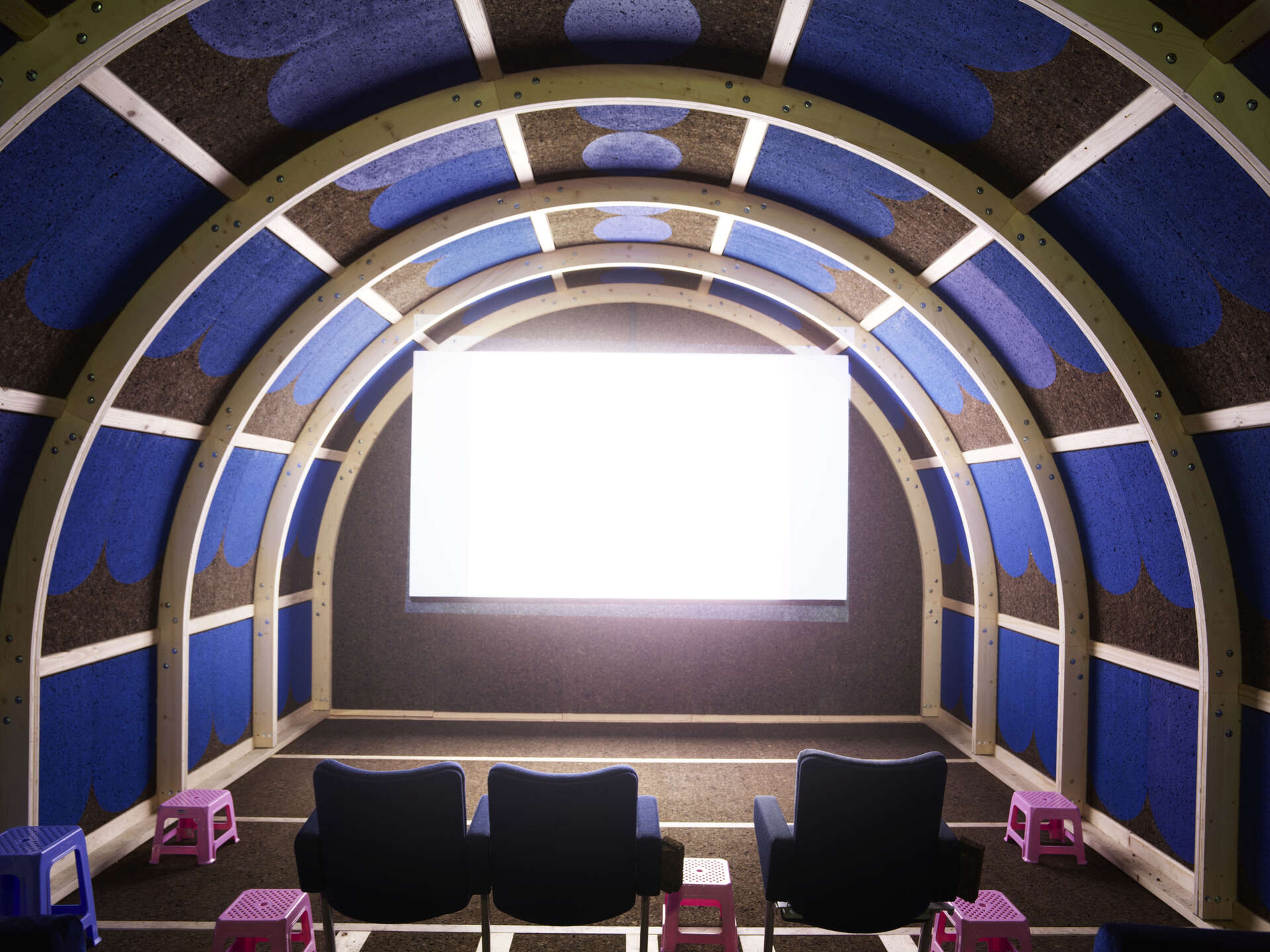 © Régis Golay, FEDERAL studio / DR Bureau