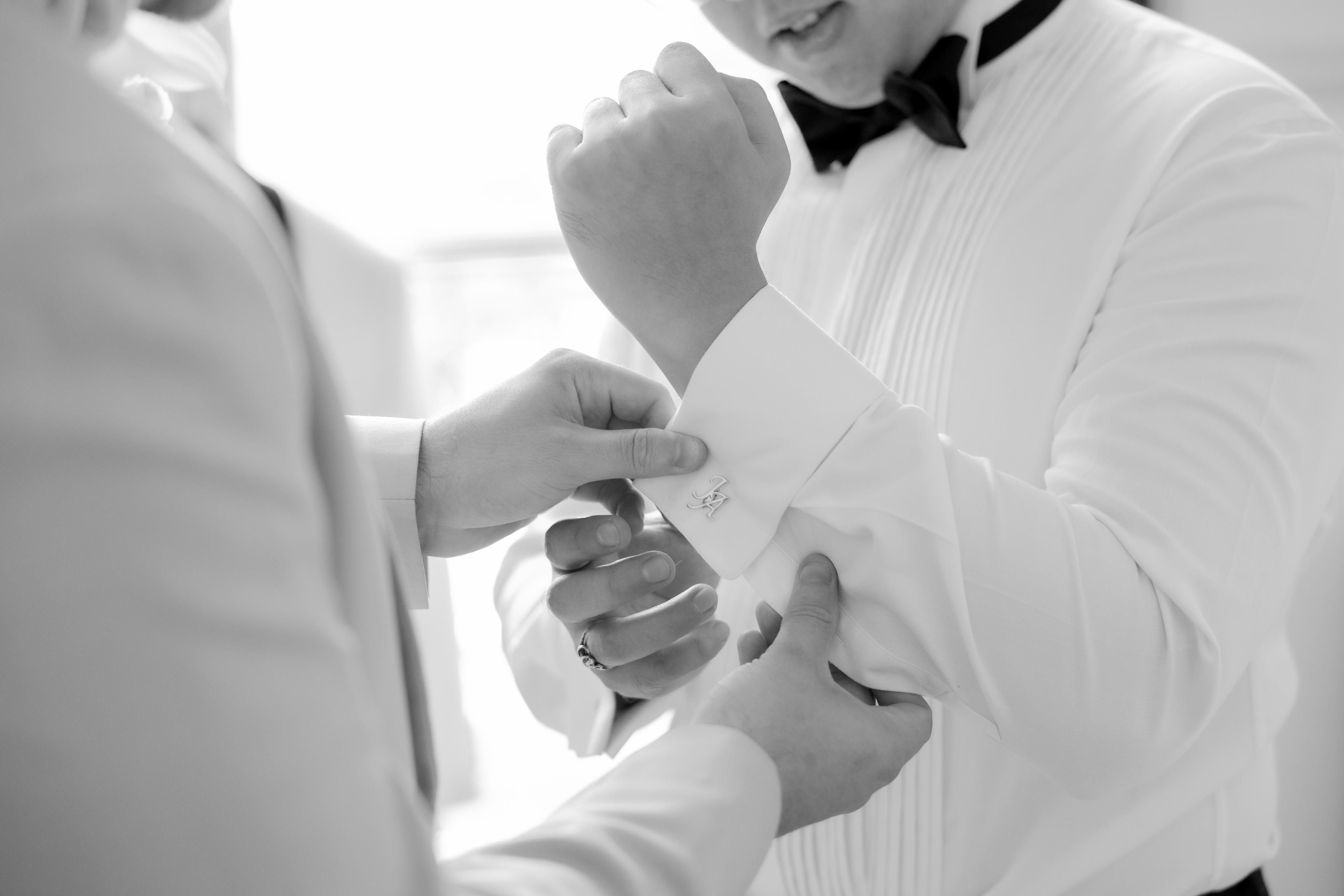 Wedding of Jacky & Anaïs — Château de Santeny — preparatif