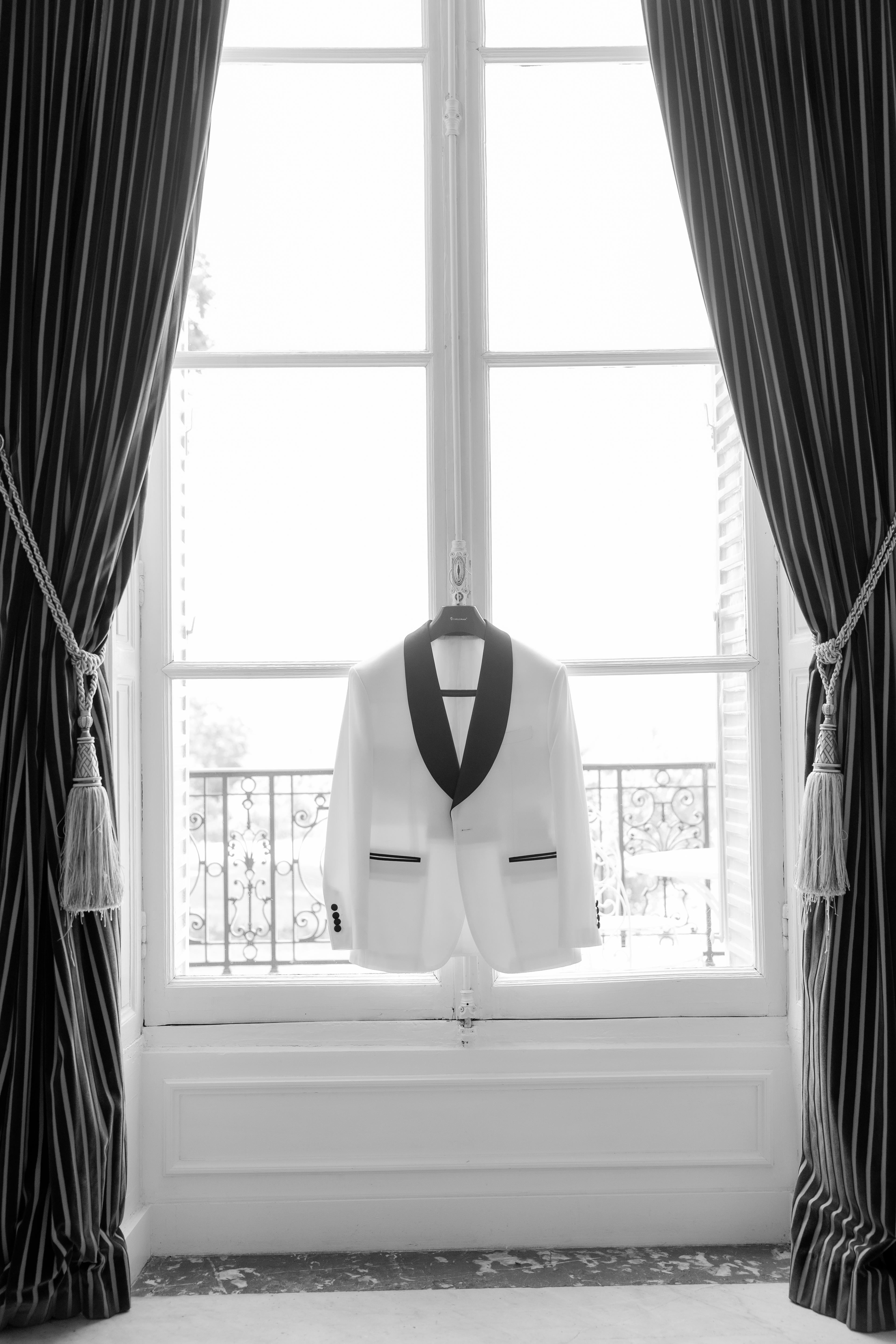 Wedding of Jacky & Anaïs — Château de Santeny — preparatif