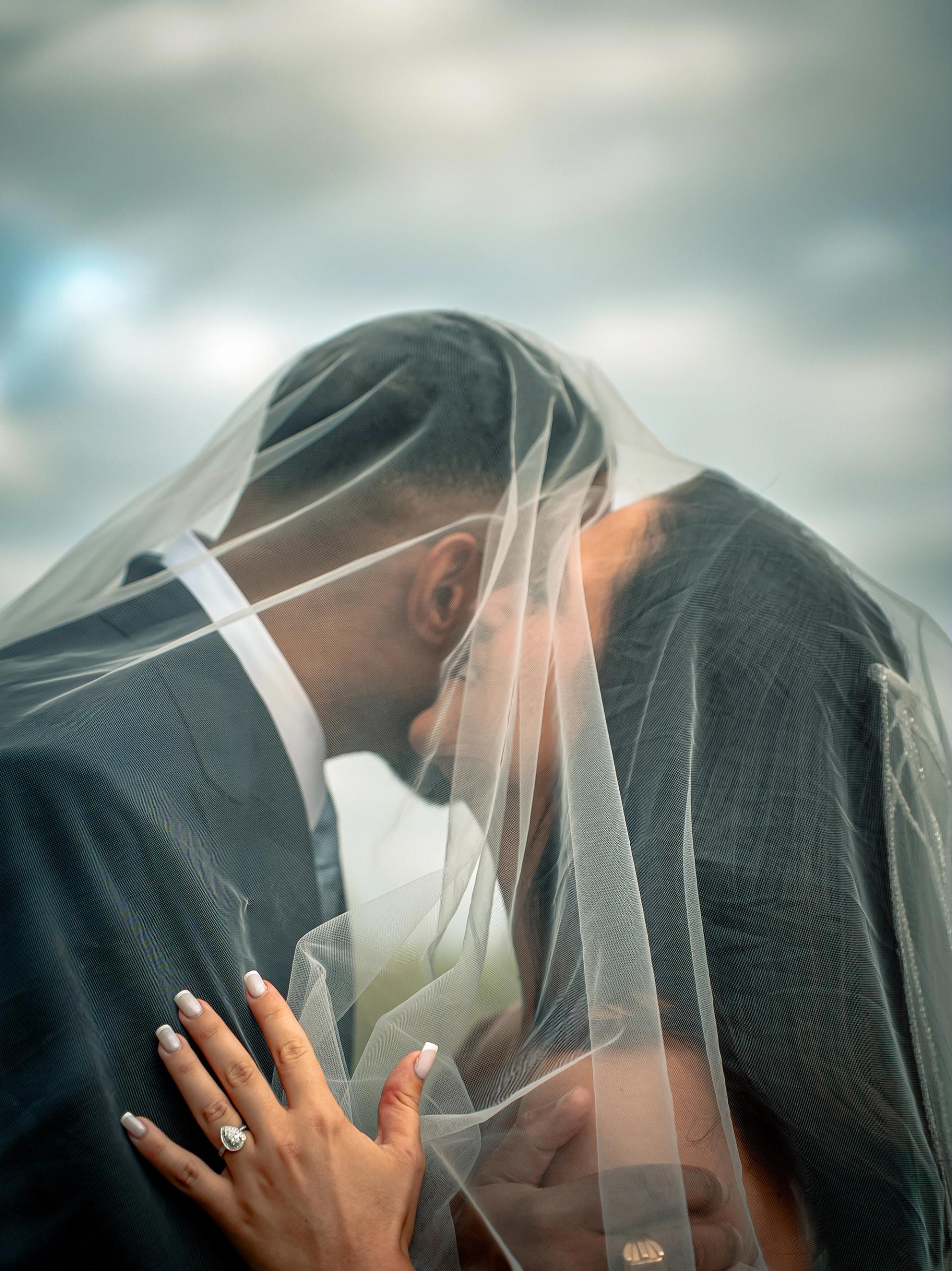 Wedding of Loïc & Sandra — L’Orangerie de l’Orée du Bois — love story