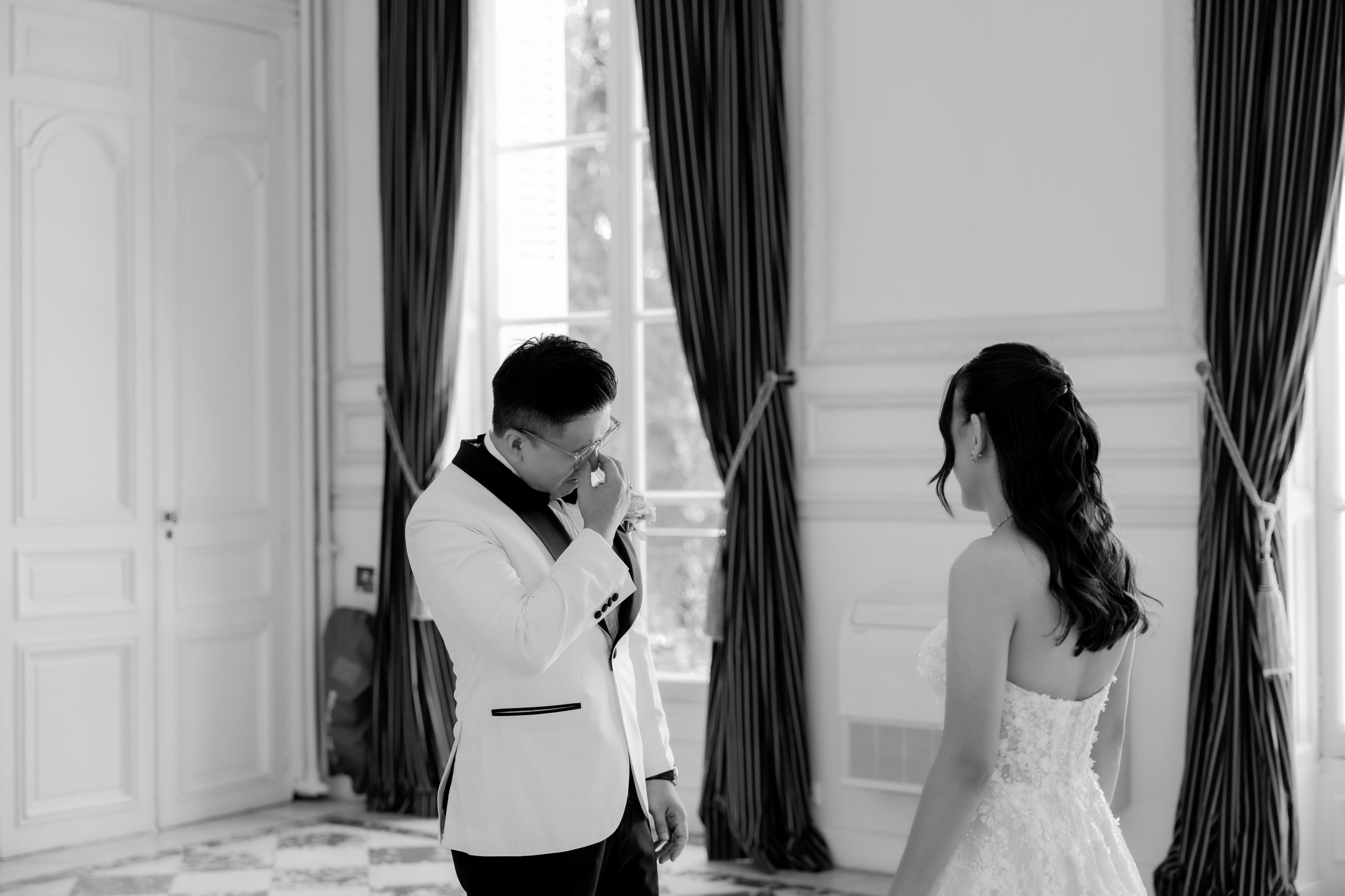 Wedding of Jacky & Anaïs — Château de Santeny — preparatif