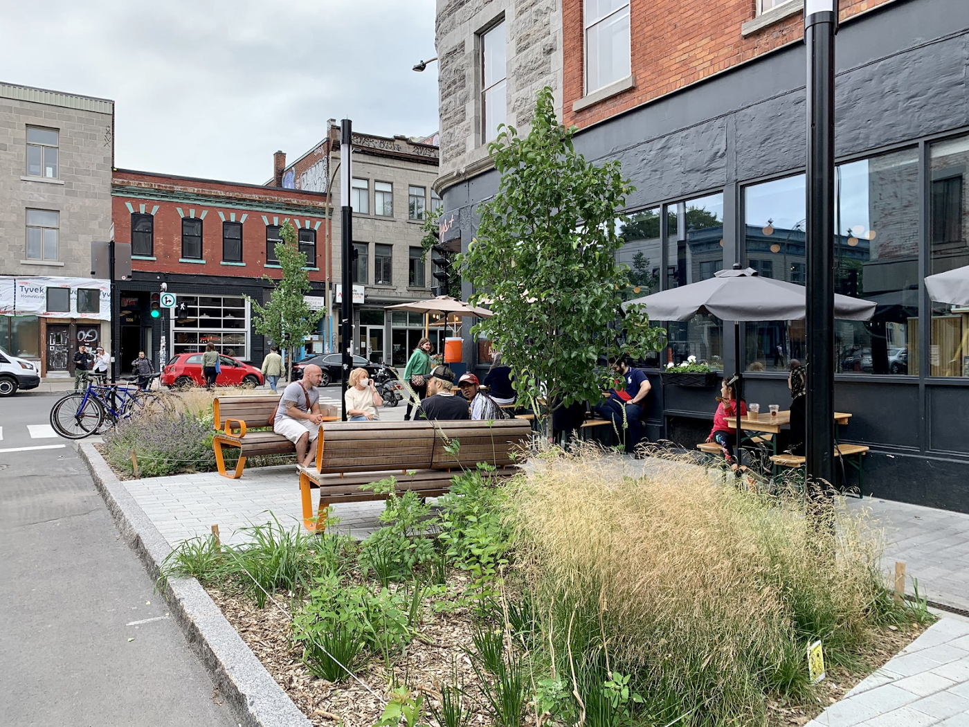 A Montreal Street after a green treatment. (Source AlexRMather on Twitter)