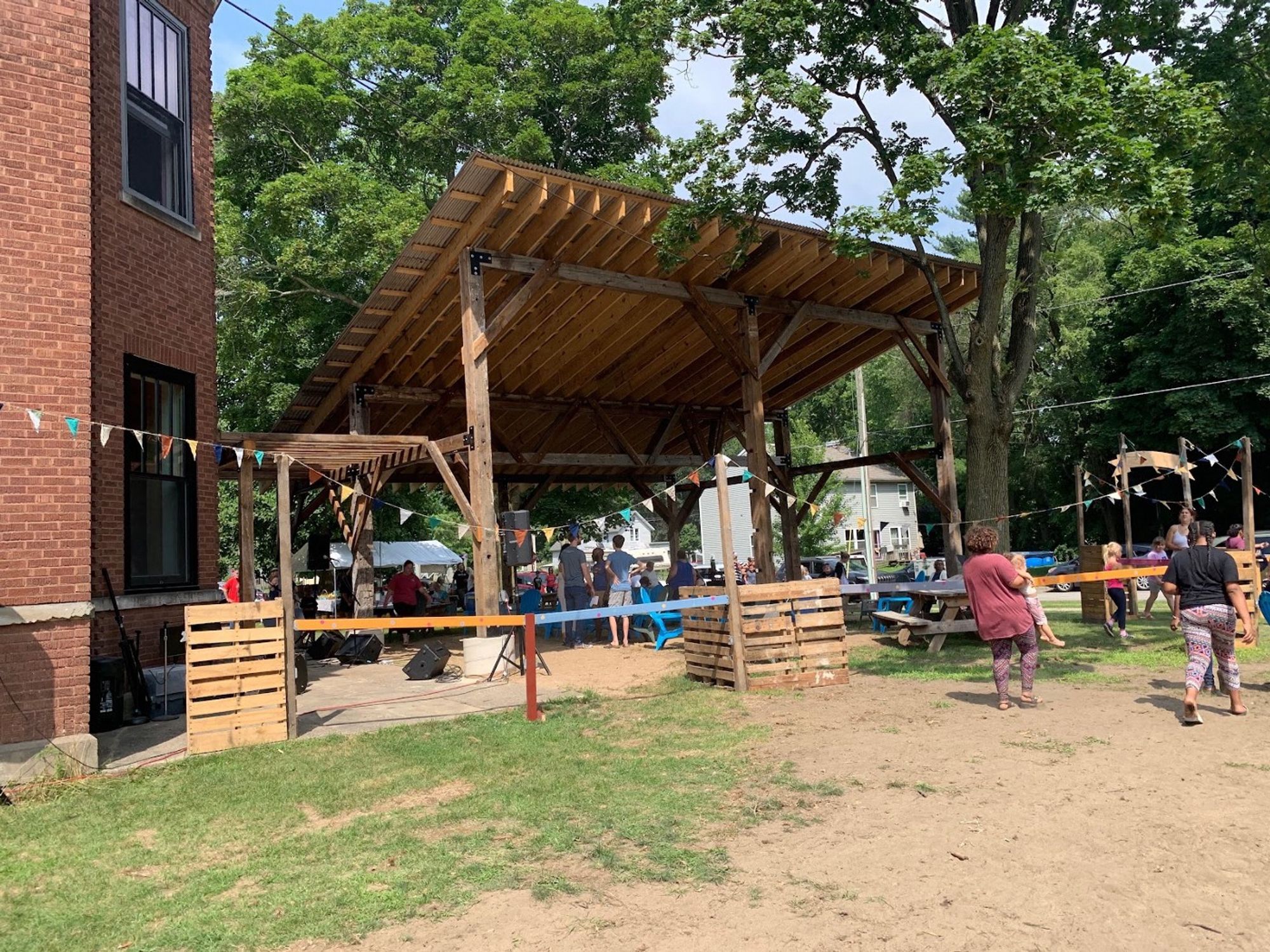 The stage at Huss Imaginarium