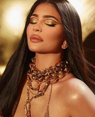 The End of the 'Clean Girl' Era? Welcome to Beauty's Maximalist Moment