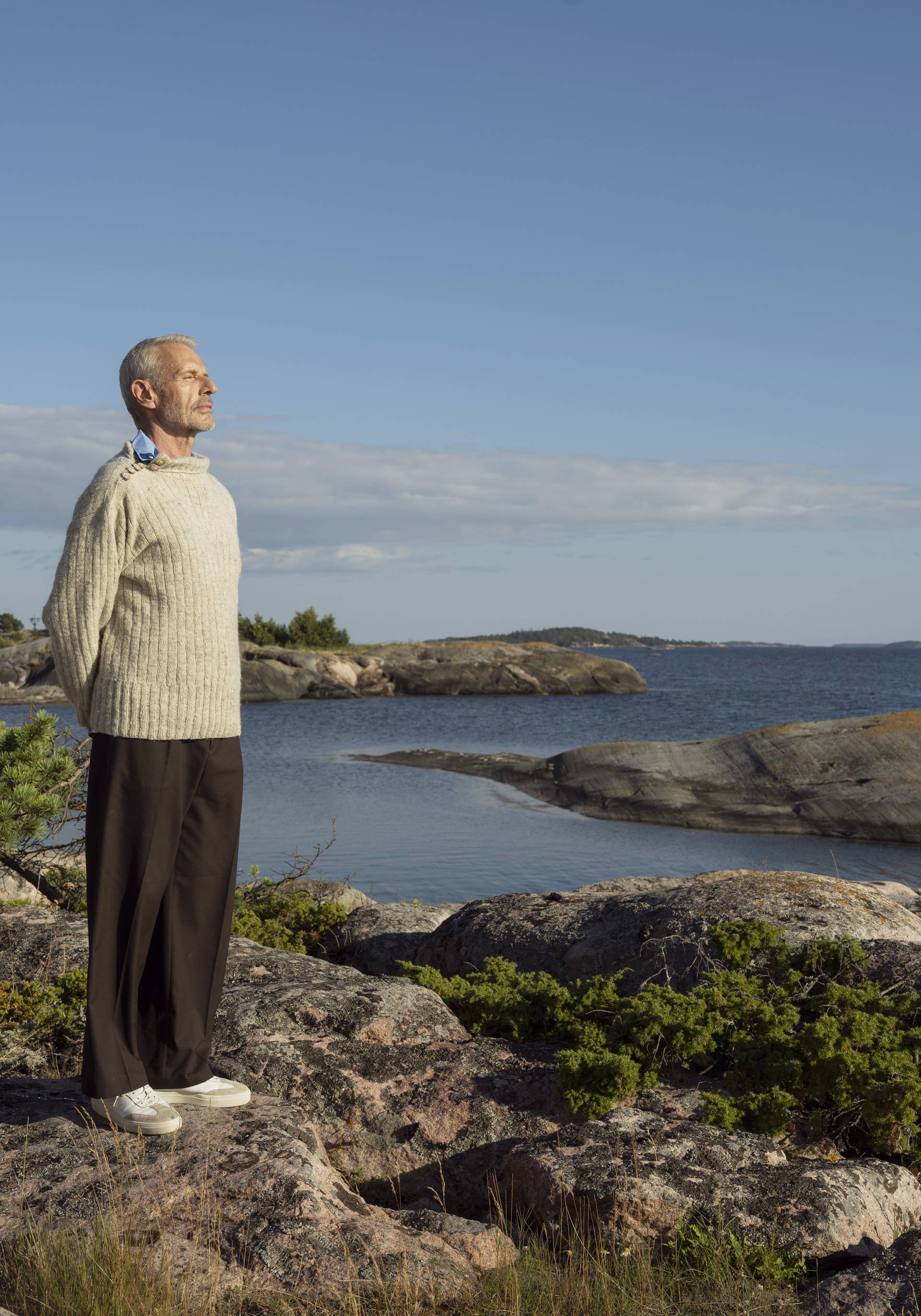 A man staring into the distance.