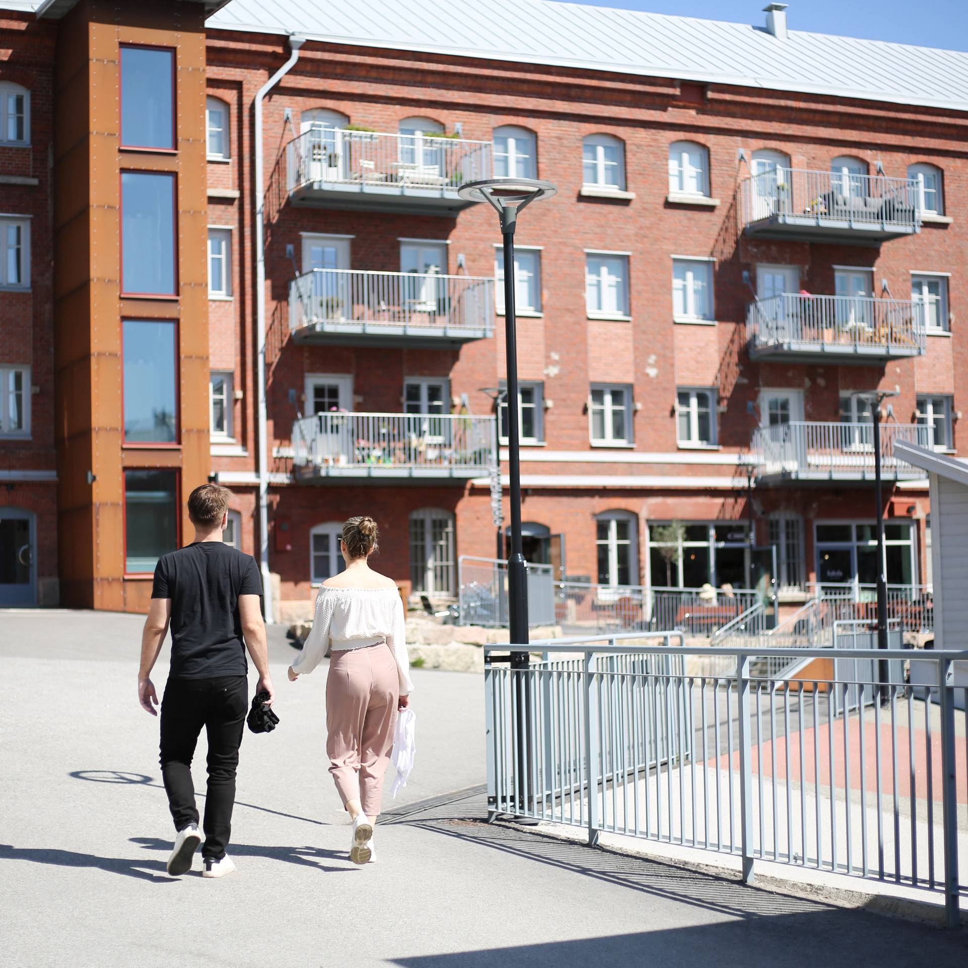 A couple taking a walk in Kakola surroundings