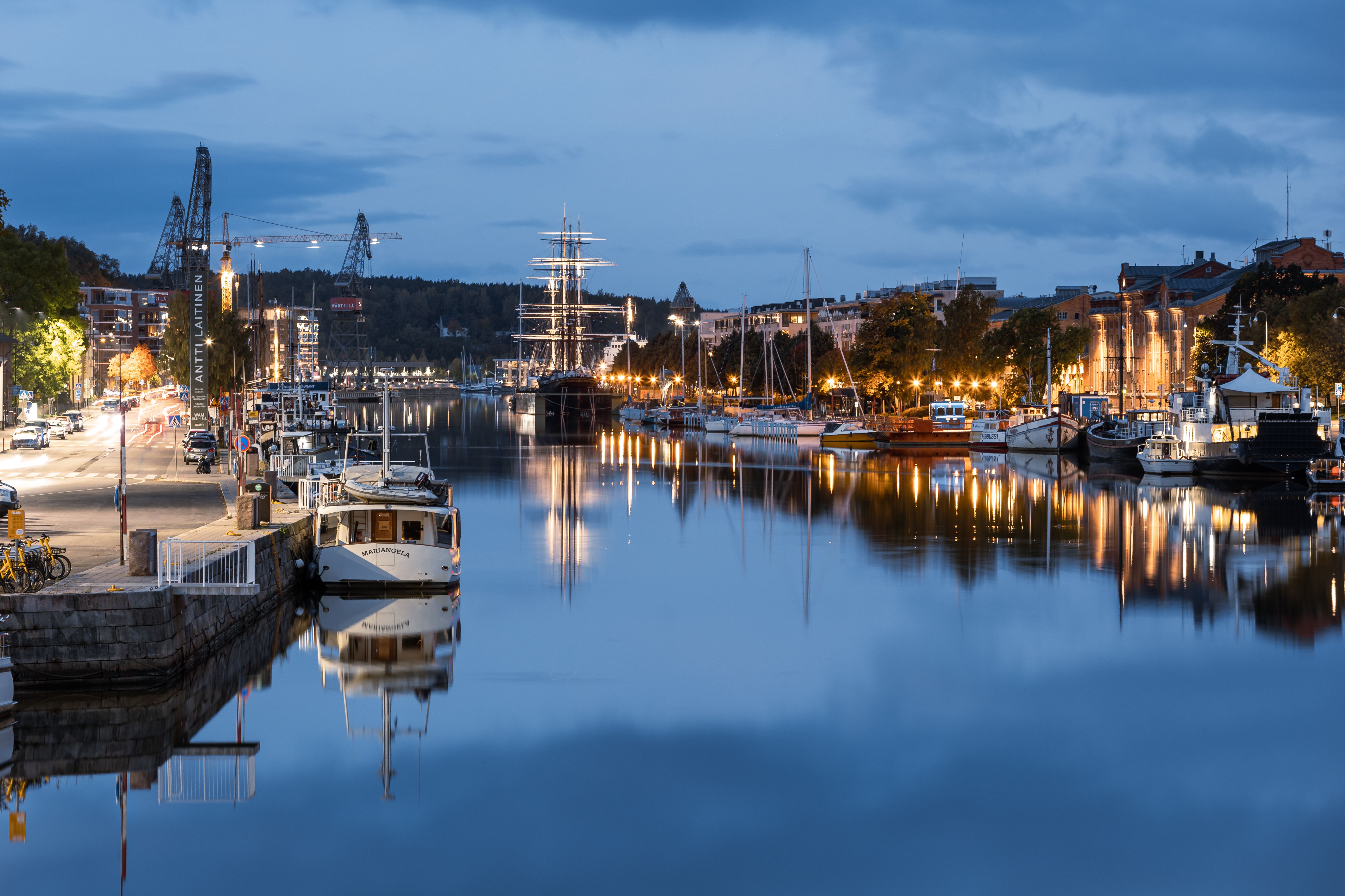 A view of Turku and the river Aura by night
