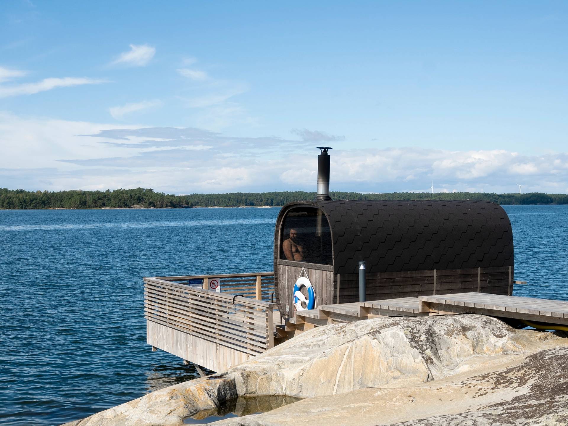 A Barrel sauna is Kasnäs.
