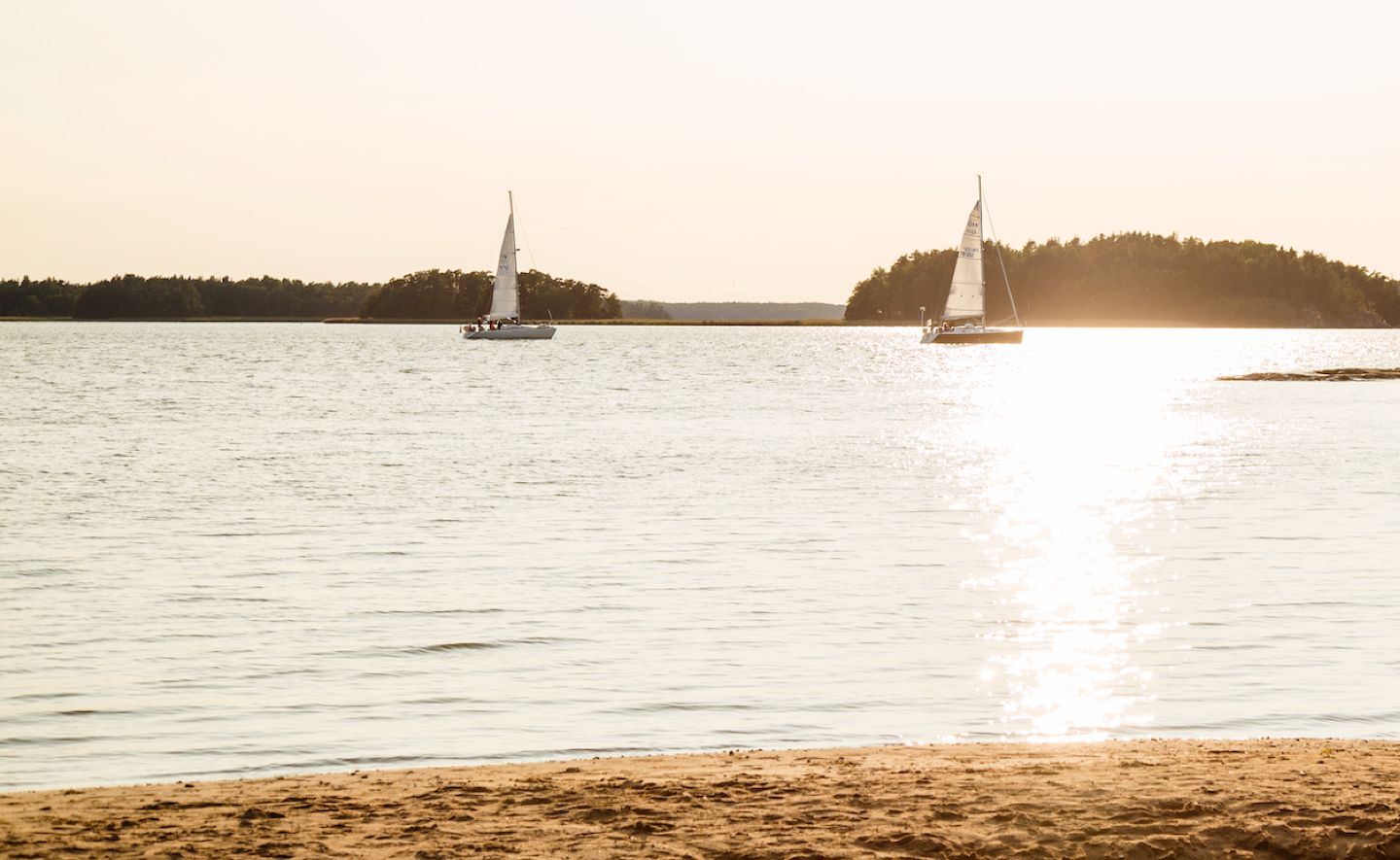 Evening sun at the beach