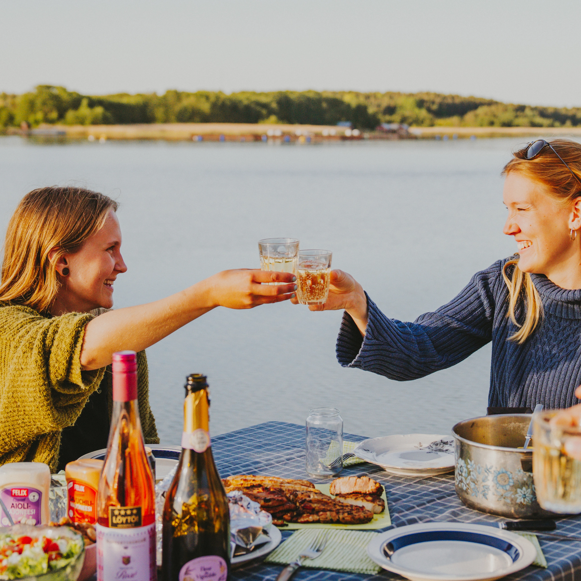 Two people eating outside
