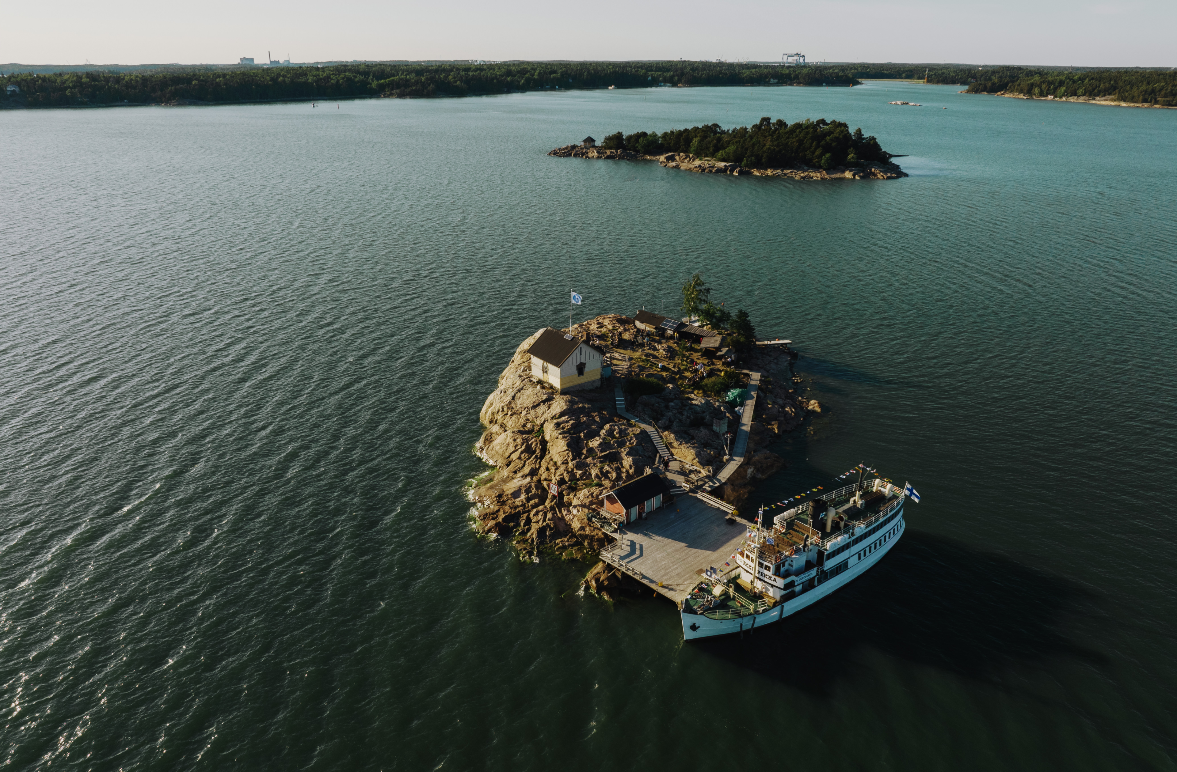 Islands from a birds eye perspective.