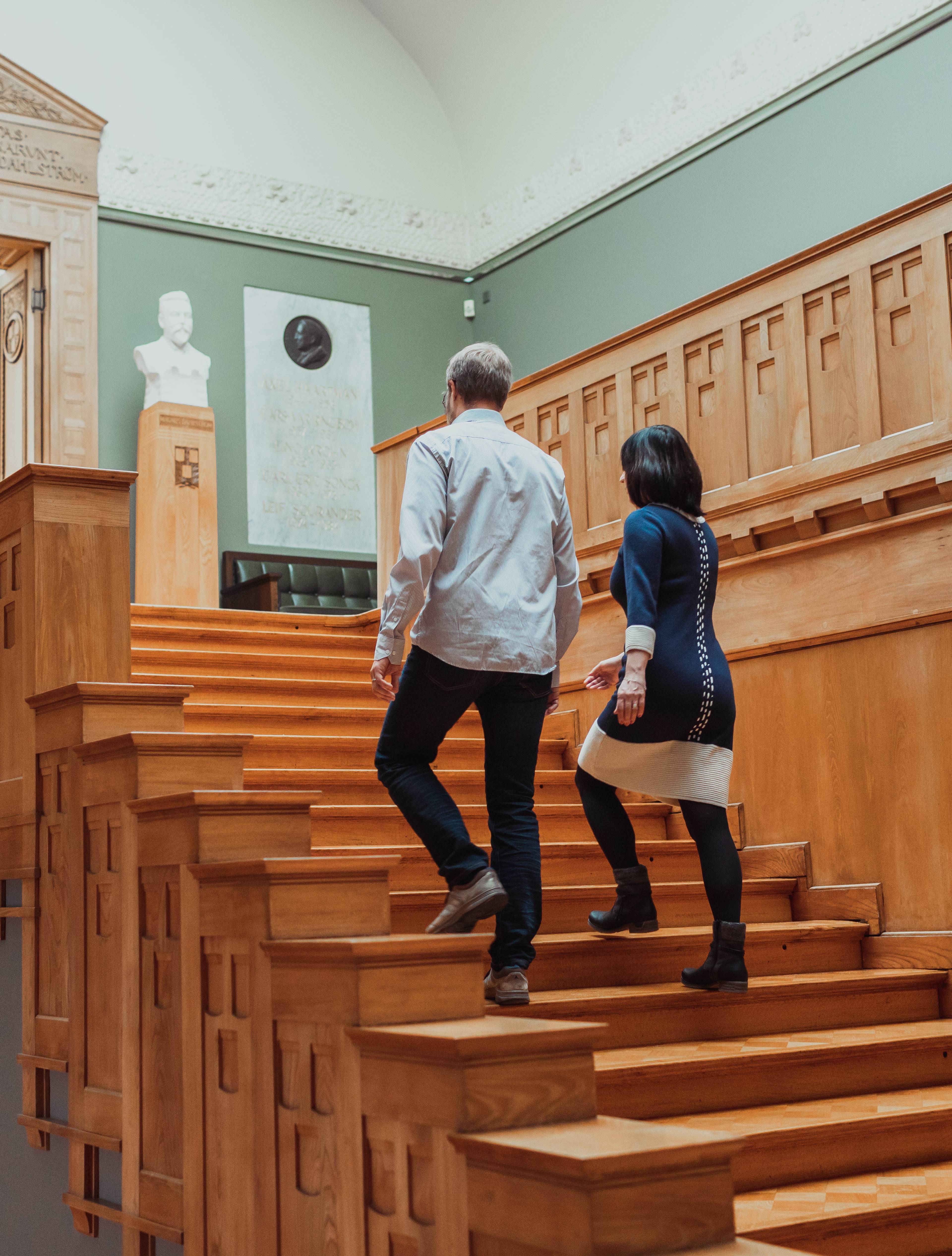 Two people in Turku Art Museum.