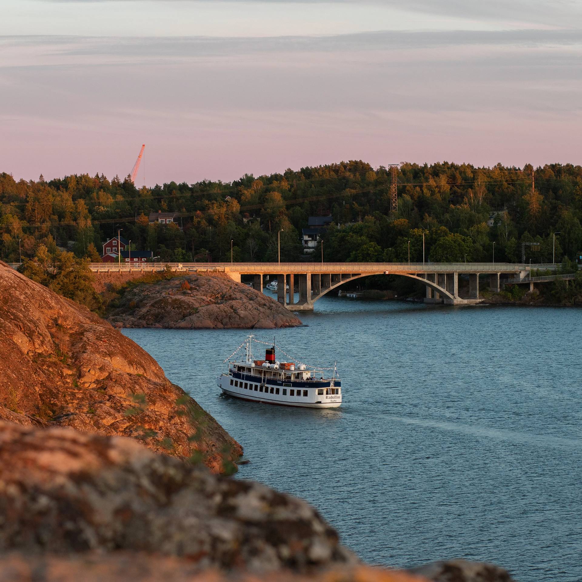 A cruise in the archipelago
