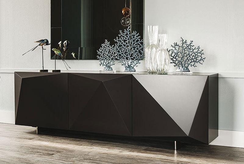 Kayak - Sideboard