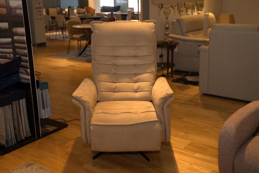 Calia Italia - Jupiter Double Riser Recliner Chair