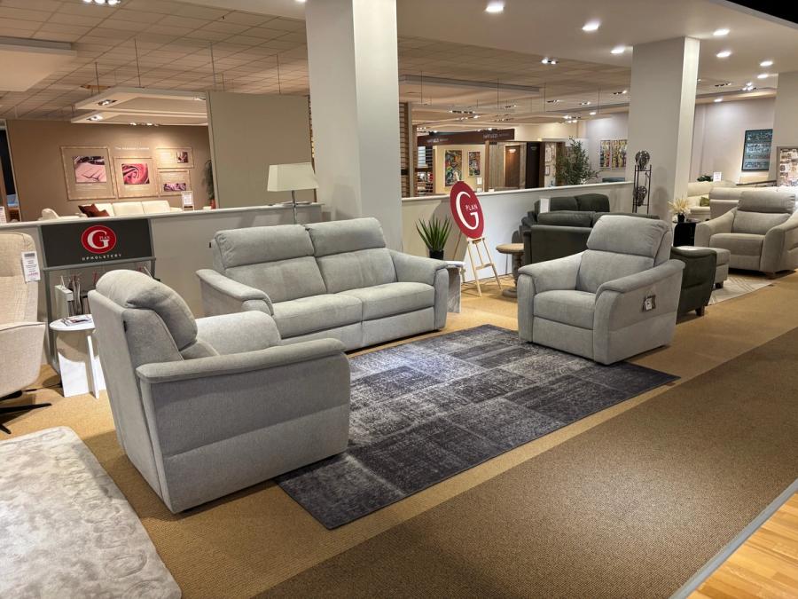 Nicoletti - Oakland 3 Seater Static & 2 Chairs