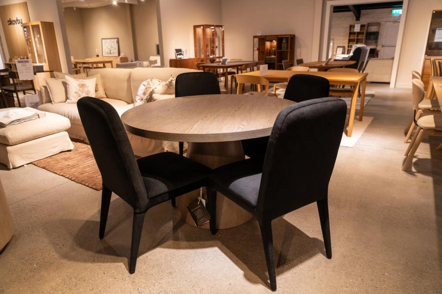Hooker round dining table and 4 chairs, table and chairs together