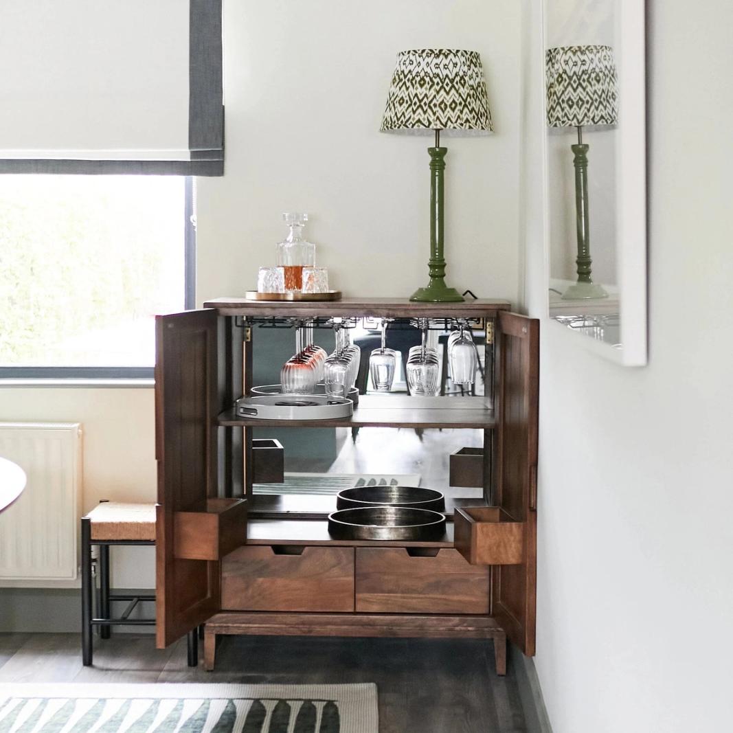 Oriana B - Bourn Bar Cabinet, view 2