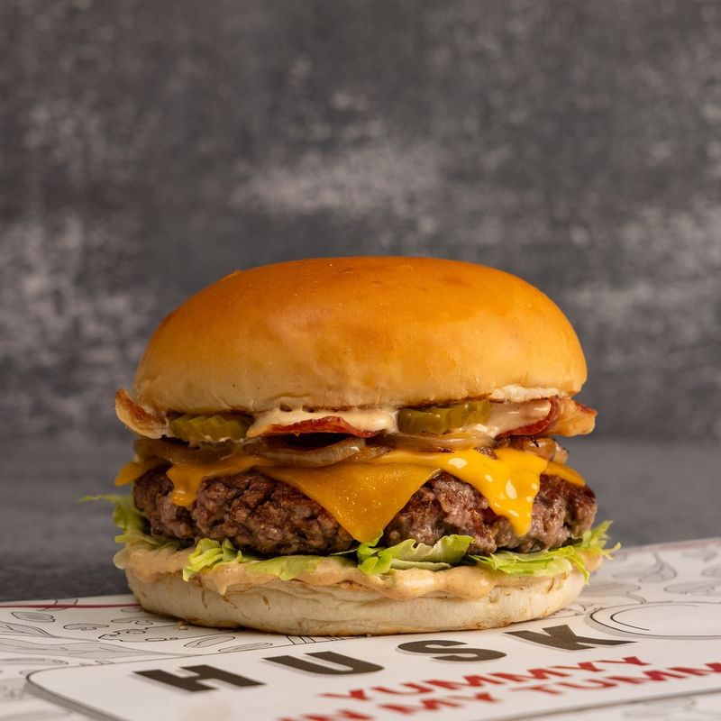 BACON & ONIONS BURGER