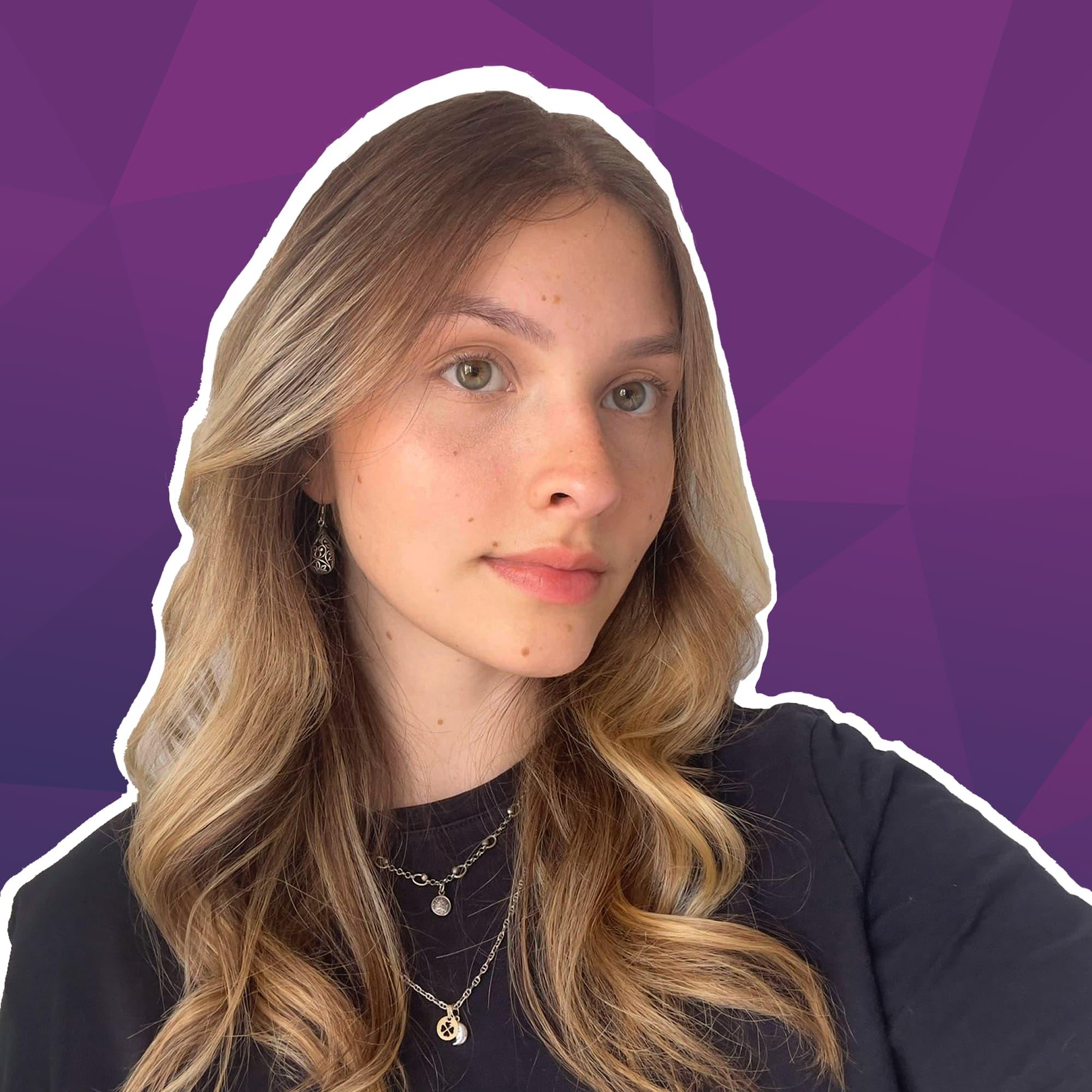 Ana Carolina Teichmann