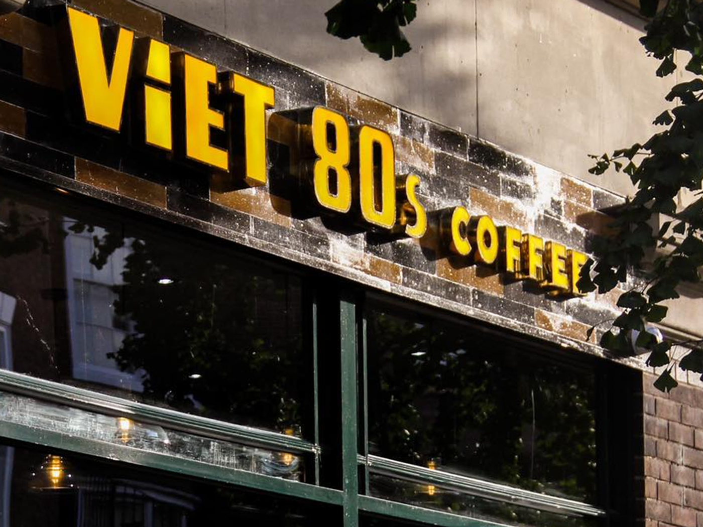 Coffee shop on Friar ln closing down permanently