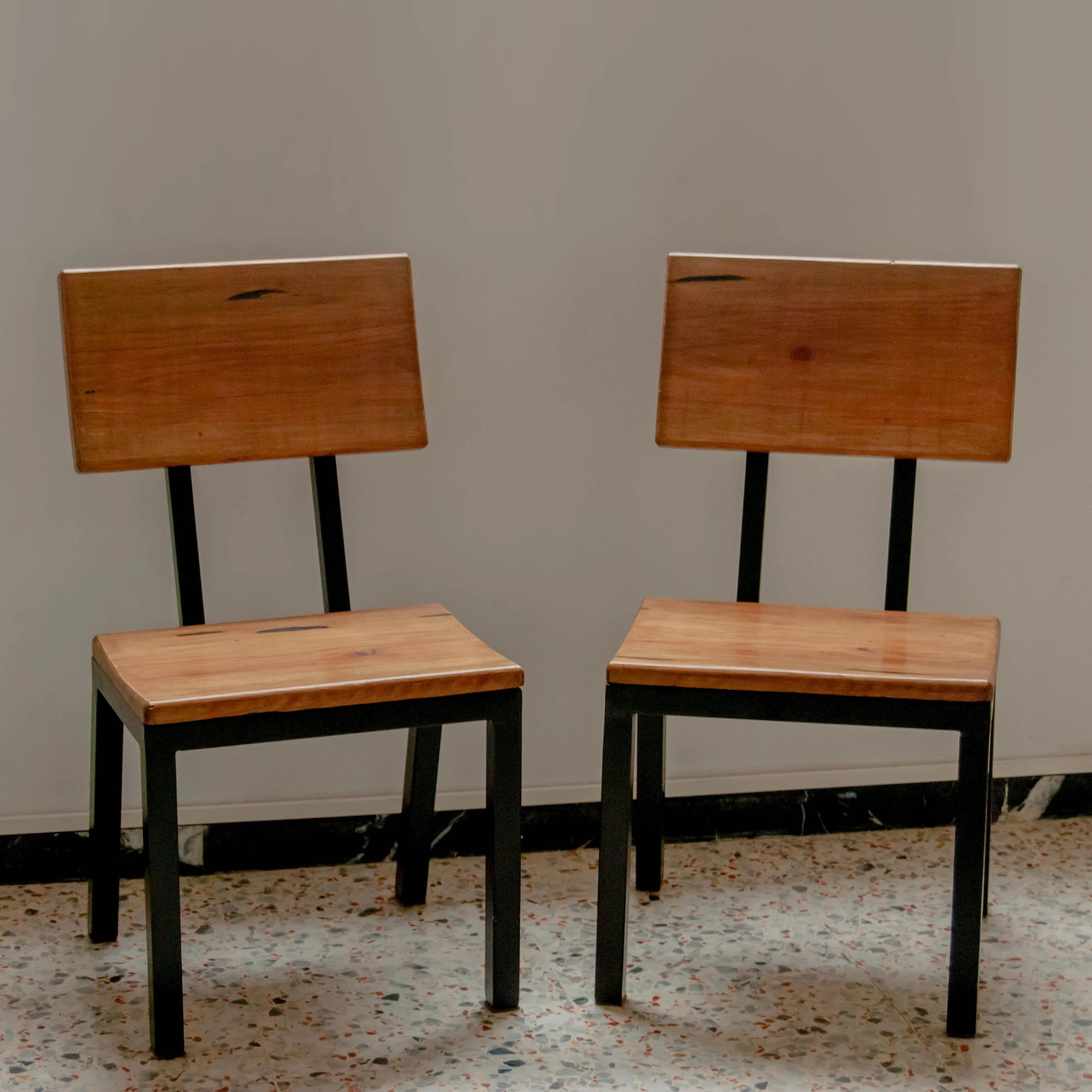 Cómo cuidar muebles de madera en Canarias (sin estropearlos)
